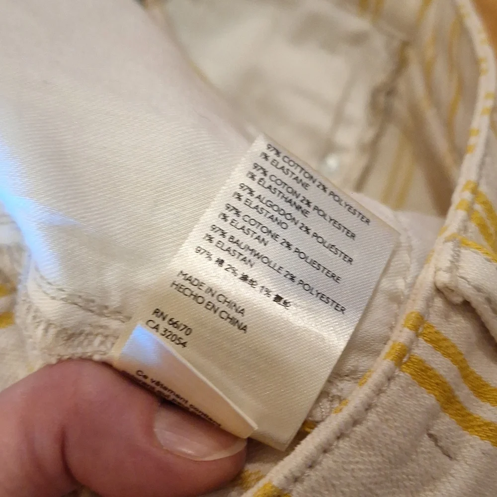 Anthropologie Pilcro Yellow & Cream Striped Cut Off High Waist Shorts Size 28 - Picture 8 of 12